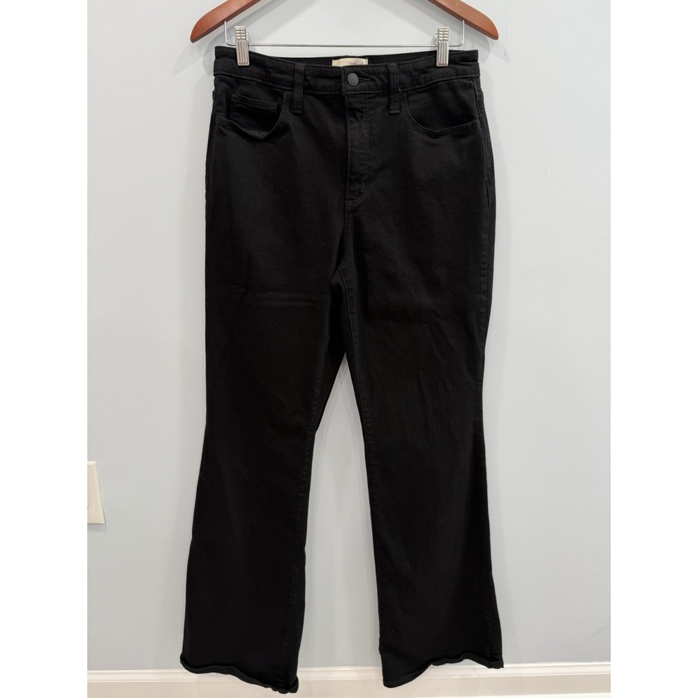 Universal Thread Black Jeans Women's 12/31 R Flare Leg Stretch Denim